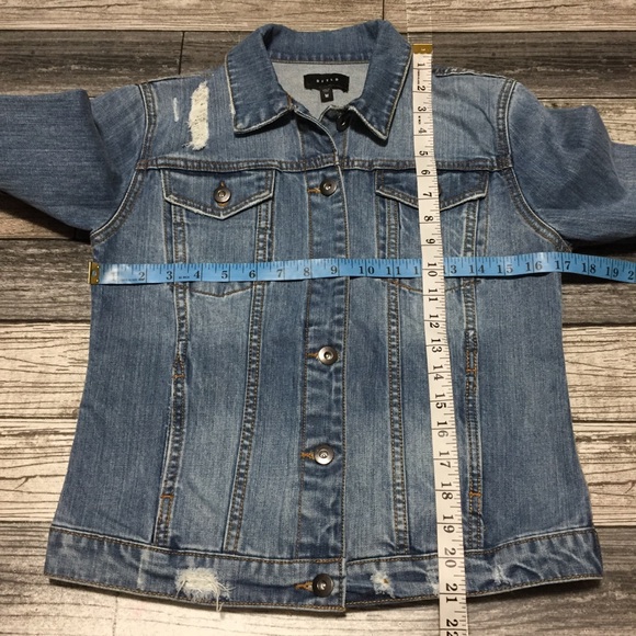 DSTLD Jean Jacket Women’s M Blue Distressed Denim Pockets Stretch Trucker - Picture 2 of 9